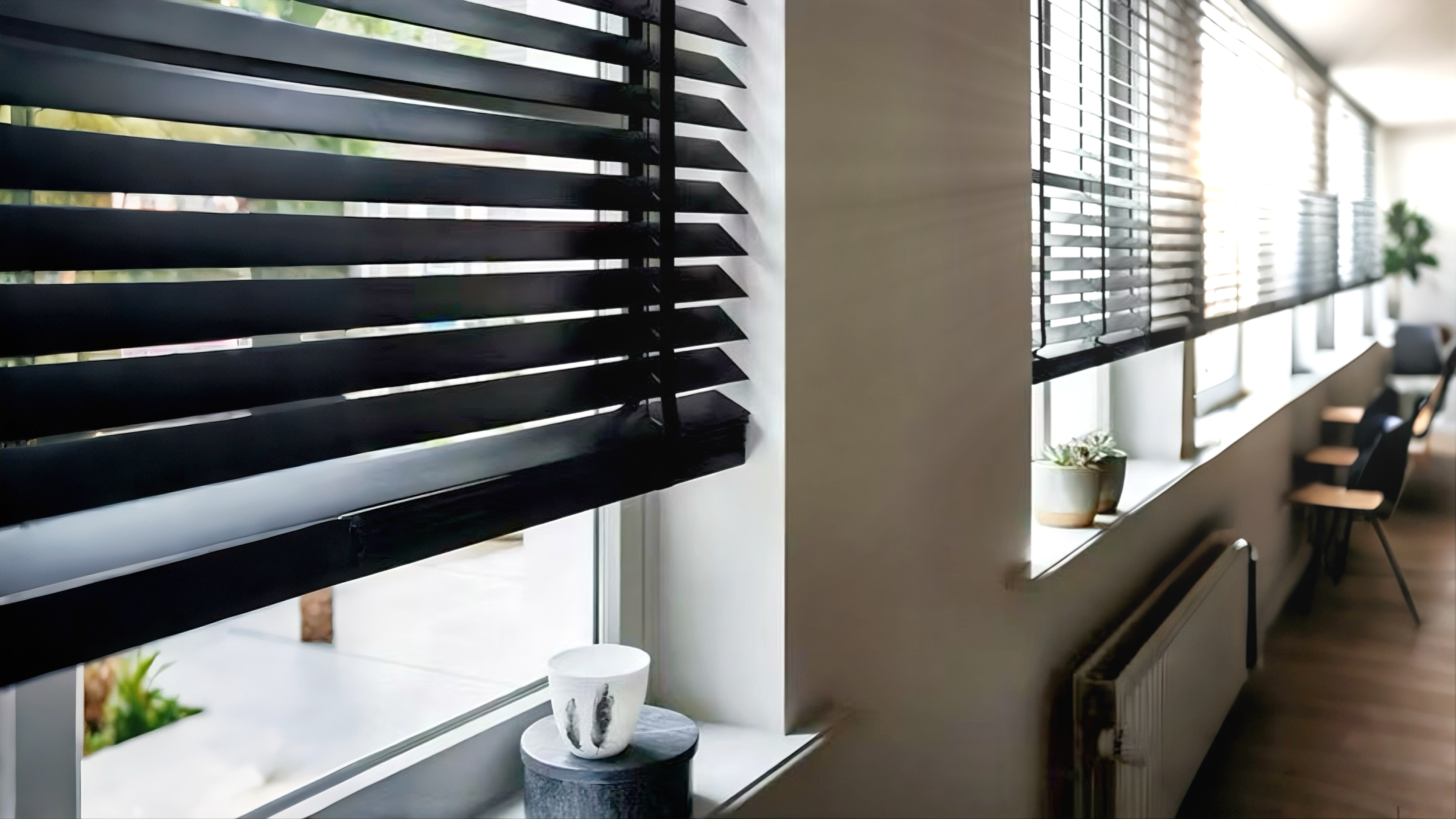 Cordless Wood Venetian Blinds